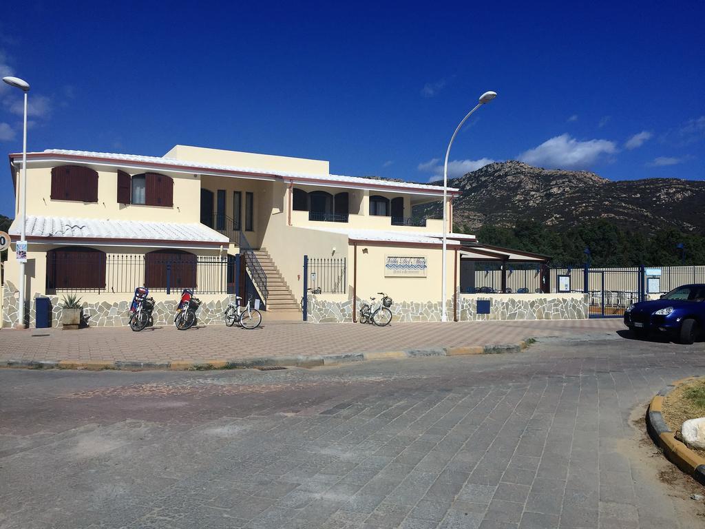 Hotel Villa Del Mare Sìnnai Buitenkant foto